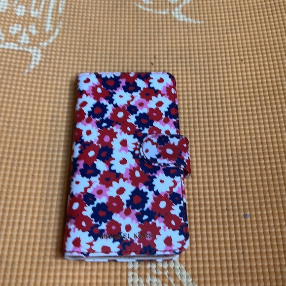 Brand new iPhone XS Michael Kors phone case never used. Multi colored fun to use - Picture 2 of 3